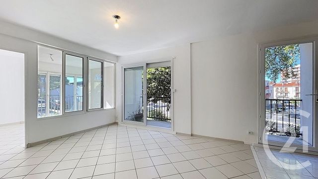 Appartement F3 &agrave; louer - 3 pi&egrave;ces - 71,07 m2 - Perpignan - 66 - LANGUEDOC-ROUSSILLON