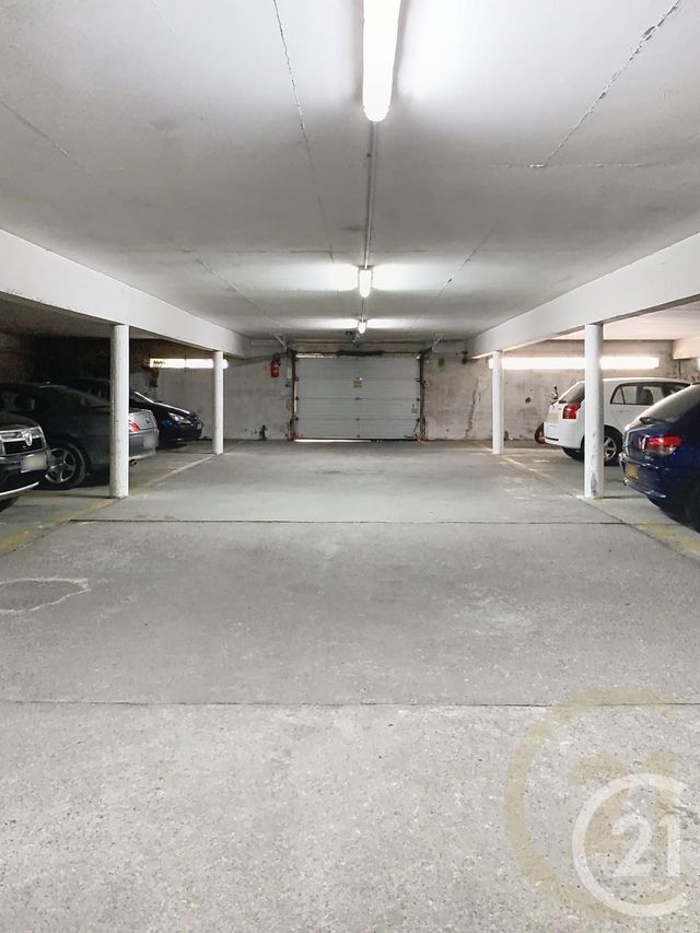 Parking à vendre - 16 m2 - Perpignan - 66 - LANGUEDOC-ROUSSILLON