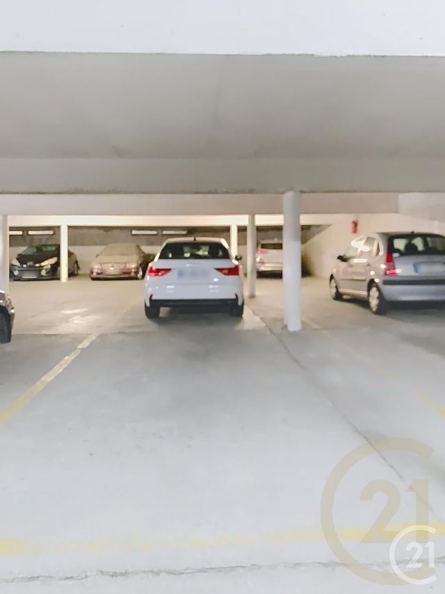 Parking à vendre - 16 m2 - Perpignan - 66 - LANGUEDOC-ROUSSILLON