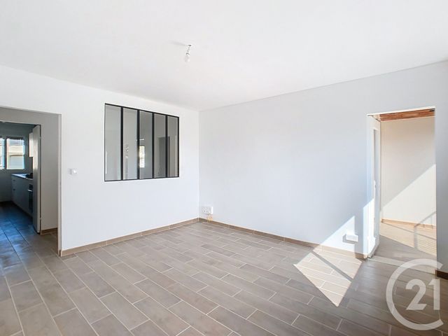 Appartement T3 à louer - 3 pièces - 68 m2 - Perpignan - 66 - LANGUEDOC-ROUSSILLON