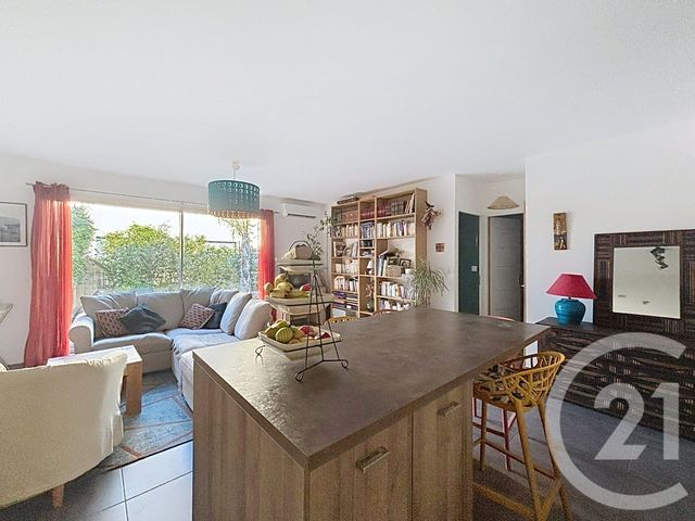 Maison &agrave; louer - 3 pi&egrave;ces - 62,30 m2 - Elne - 66 - LANGUEDOC-ROUSSILLON