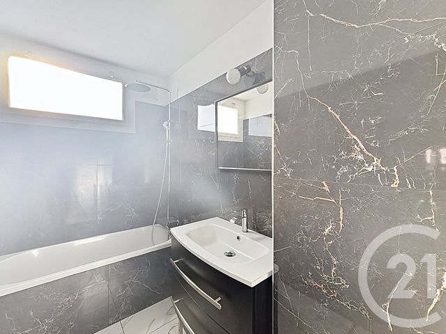 Appartement T3 à louer - 3 pièces - 60,01 m2 - Perpignan - 66 - LANGUEDOC-ROUSSILLON