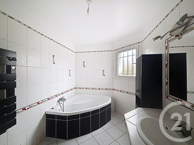 Maison à louer - 6 pièces - 147,08 m2 - Thuir - 66 - LANGUEDOC-ROUSSILLON