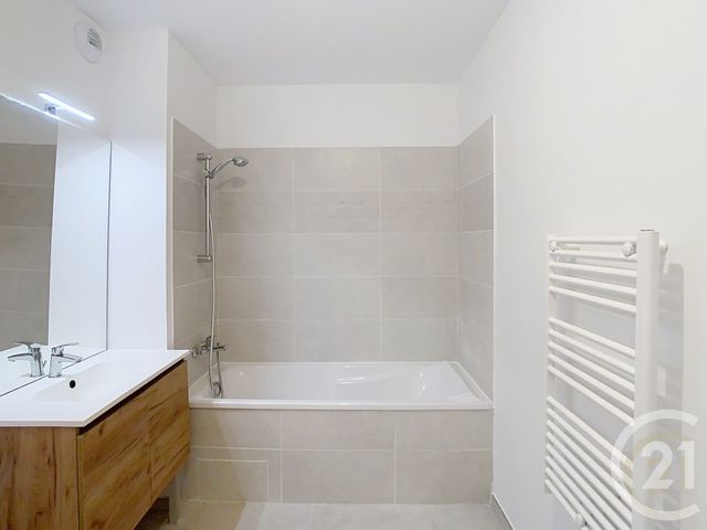Appartement F3 à vendre - 3 pièces - 65,45 m2 - Pollestres - 66 - LANGUEDOC-ROUSSILLON