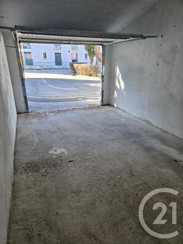 Parking à louer - 16,50 m2 - Perpignan - 66 - LANGUEDOC-ROUSSILLON