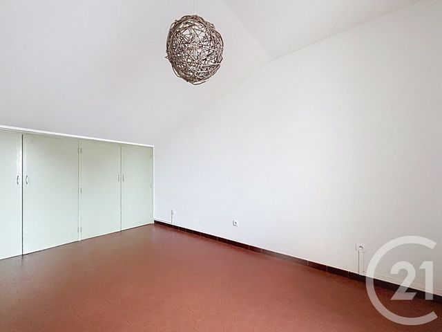 Appartement F4 &agrave; louer - 4 pi&egrave;ces - 72 m2 - Thuir - 66 - LANGUEDOC-ROUSSILLON