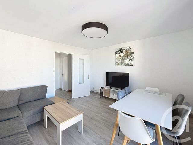 Appartement T5 &agrave; louer - 5 pi&egrave;ces - 82,74 m2 - Perpignan - 66 - LANGUEDOC-ROUSSILLON