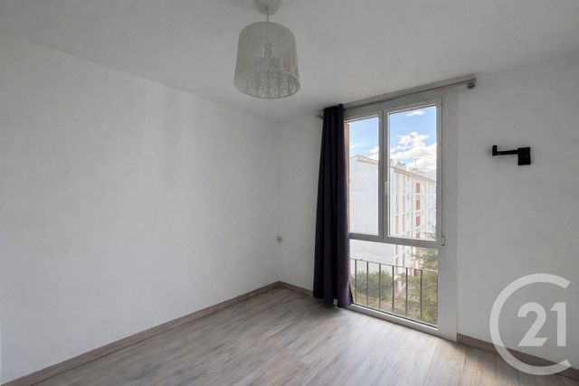Appartement T5 &agrave; louer - 5 pi&egrave;ces - 82,74 m2 - Perpignan - 66 - LANGUEDOC-ROUSSILLON