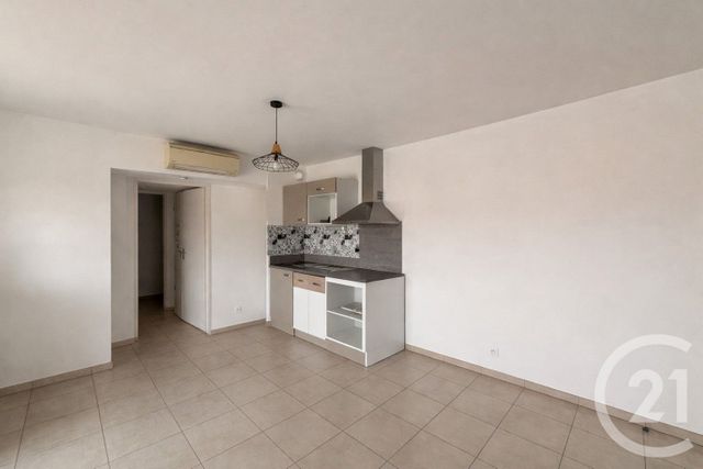 Appartement T2 &agrave; louer - 2 pi&egrave;ces - 42,17 m2 - Perpignan - 66 - LANGUEDOC-ROUSSILLON