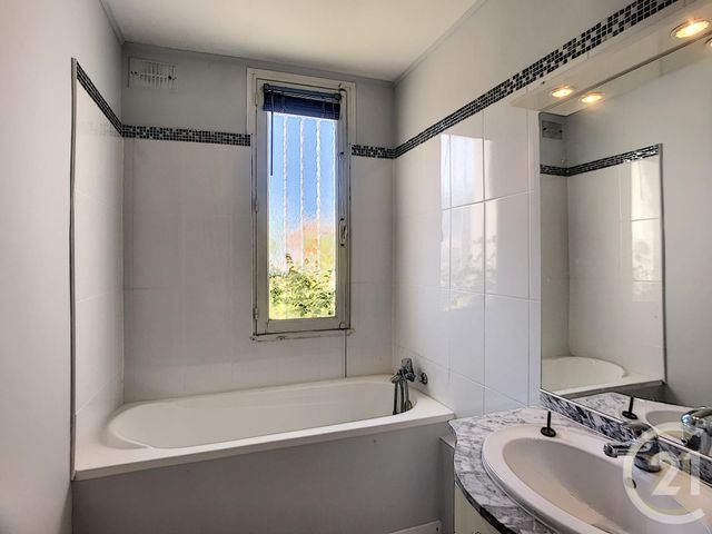 Appartement F3 &agrave; louer - 3 pi&egrave;ces - 69,45 m2 - Perpignan - 66 - LANGUEDOC-ROUSSILLON