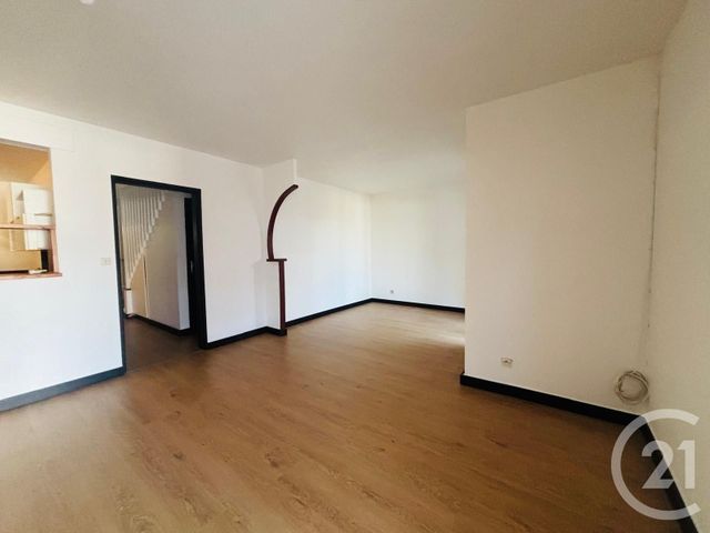 Maison &agrave; louer - 4 pi&egrave;ces - 91,39 m2 - Perpignan - 66 - LANGUEDOC-ROUSSILLON