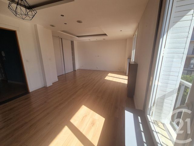 Appartement F3 &agrave; louer - 3 pi&egrave;ces - 70 m2 - Perpignan - 66 - LANGUEDOC-ROUSSILLON