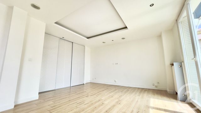 Appartement F3 &agrave; louer - 3 pi&egrave;ces - 70 m2 - Perpignan - 66 - LANGUEDOC-ROUSSILLON