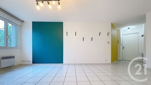 Appartement F3 &agrave; louer - 3 pi&egrave;ces - 57,61 m2 - St Esteve - 66 - LANGUEDOC-ROUSSILLON