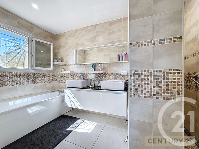 Maison à vendre - 6 pièces - 226,20 m2 - Tresserre - 66 - LANGUEDOC-ROUSSILLON