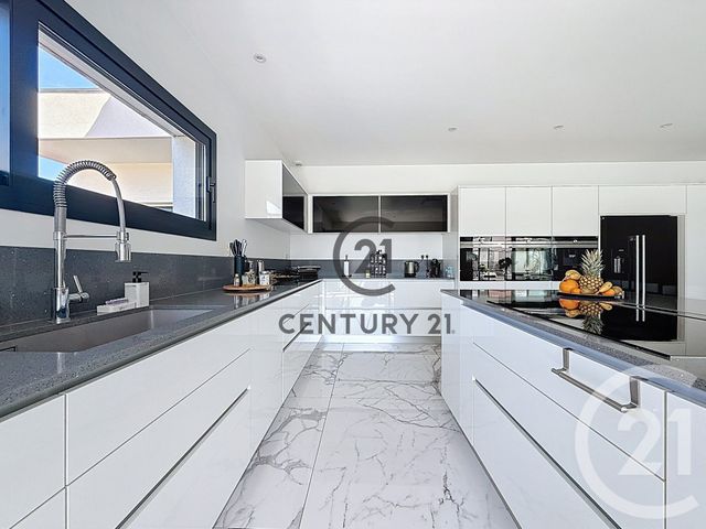 Maison à vendre - 5 pièces - 250 m2 - Llupia - 66 - LANGUEDOC-ROUSSILLON