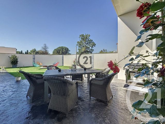 Maison à vendre - 5 pièces - 250 m2 - Llupia - 66 - LANGUEDOC-ROUSSILLON