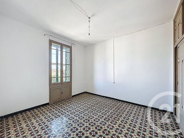 Maison à vendre - 7 pièces - 130,30 m2 - Fourques - 66 - LANGUEDOC-ROUSSILLON