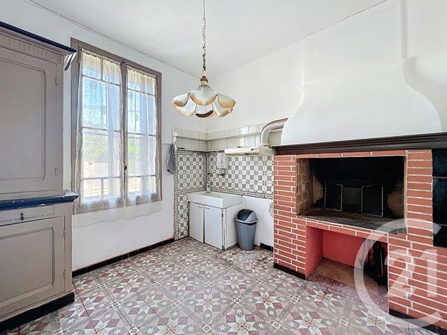 Maison à vendre - 7 pièces - 130,30 m2 - Fourques - 66 - LANGUEDOC-ROUSSILLON