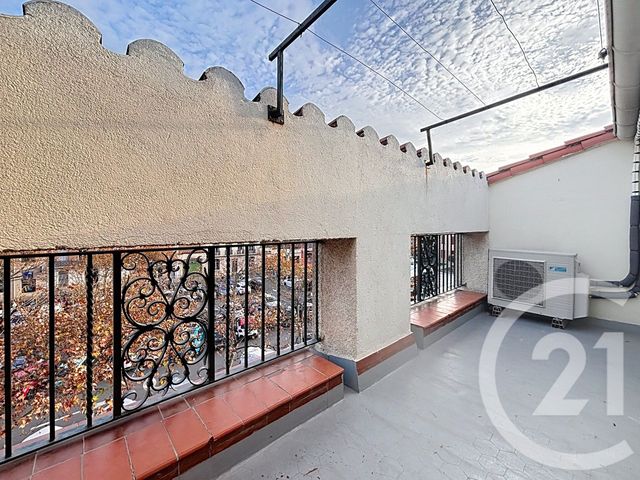 Appartement F4 &agrave; louer - 4 pi&egrave;ces - 72 m2 - Thuir - 66 - LANGUEDOC-ROUSSILLON